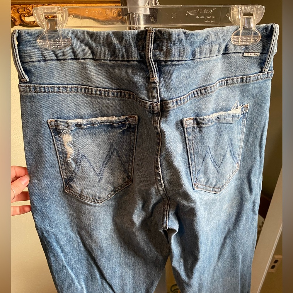 MOTHER High Waisted Looker Crop Jeans